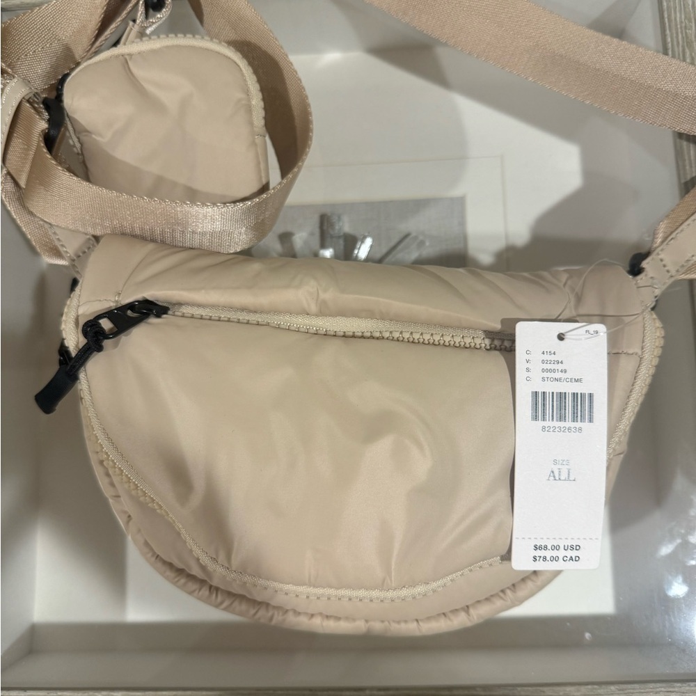 Anthropologie Half Moon Puffer Bag Shoulder Crossbody NWT. Cream /Nylon - Picture 2 of 3